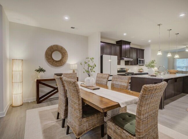 6377 Ashton Park Dr