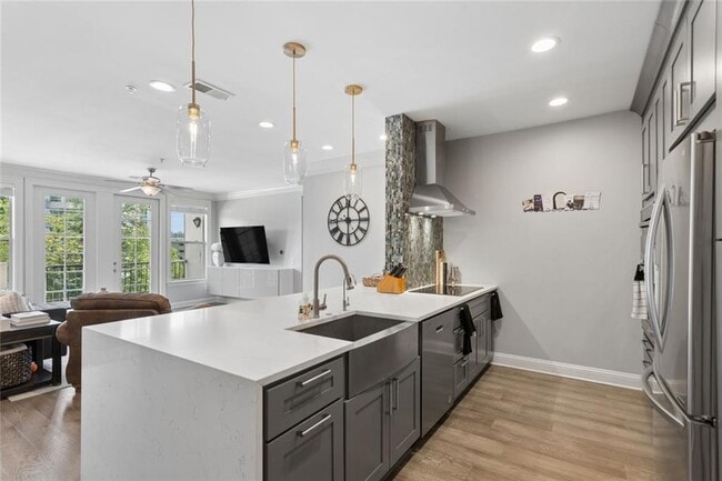 Photo - 901 Abernathy Rd NE Unit 4300