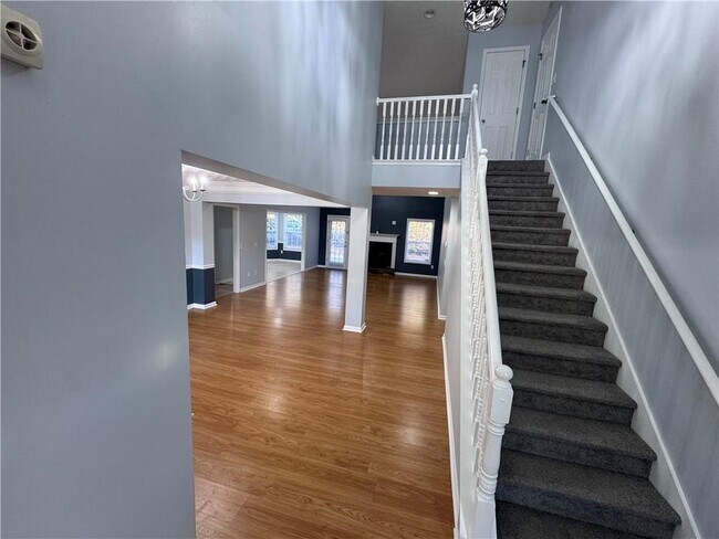 Photo - 2752 Saddle Horn Pl SW