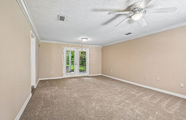 Photo - 10592 Haverford Rd