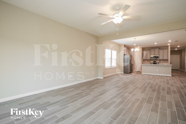 Photo - 263 Bloomfield Wy