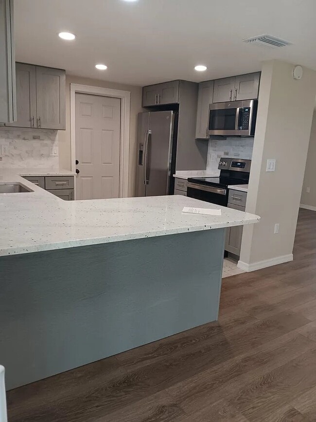Photo - 8304 Mill Creek Ln