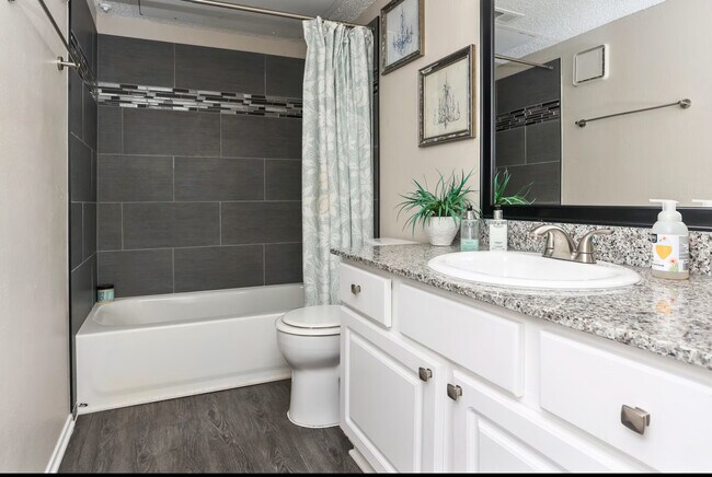Creekside Village Apartments