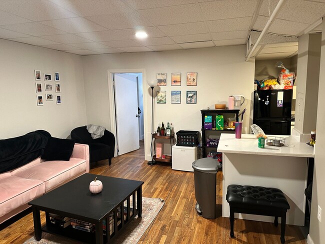 Photo - KENMORE 2 Bed 2 Bath - 9/1/26