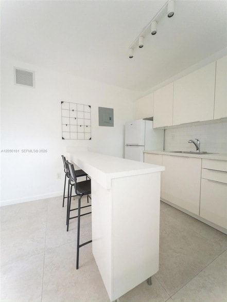 Photo - 3676 Oak Ave Unit 6