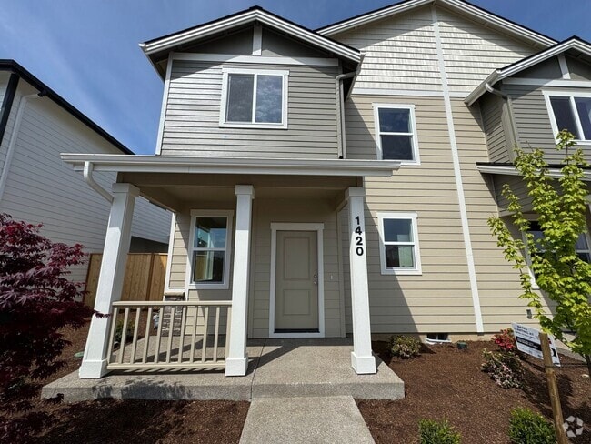 Building Photo - 1420 SE Hankel St Rental