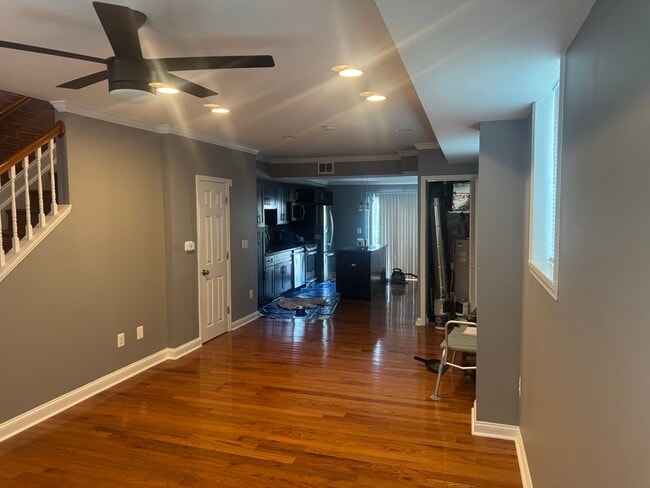 628 Edgewood St NE