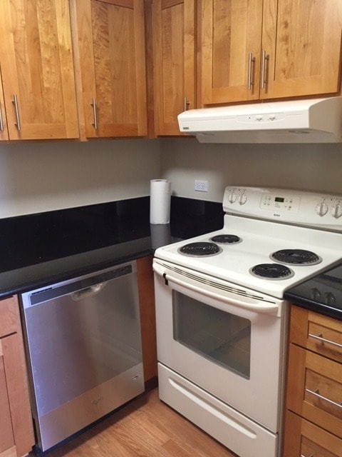 Photo - Newly Renovated! Punahou Area