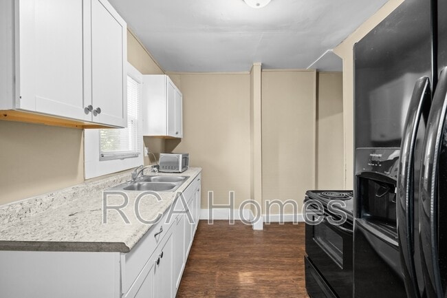 Photo - 4118 E Washington St