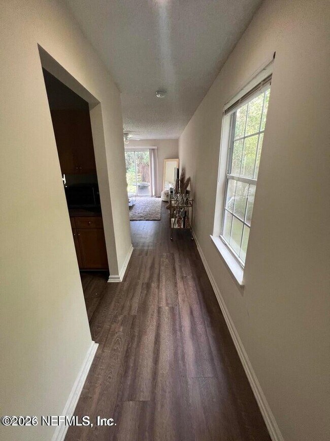 Photo - 2219 Rosewood Dr