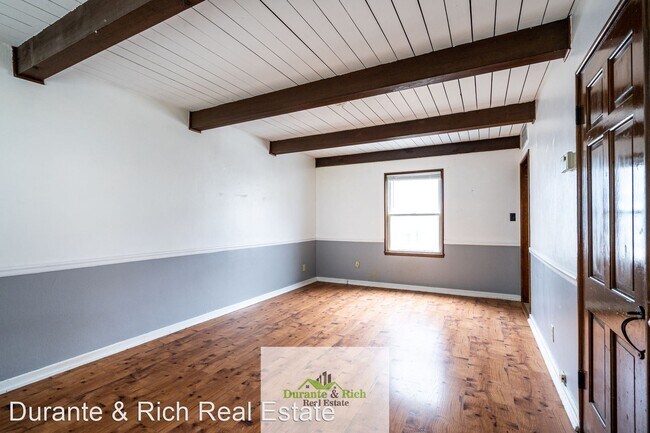 Photo - 2 br, 1 bath House - 5604 Bramble Court