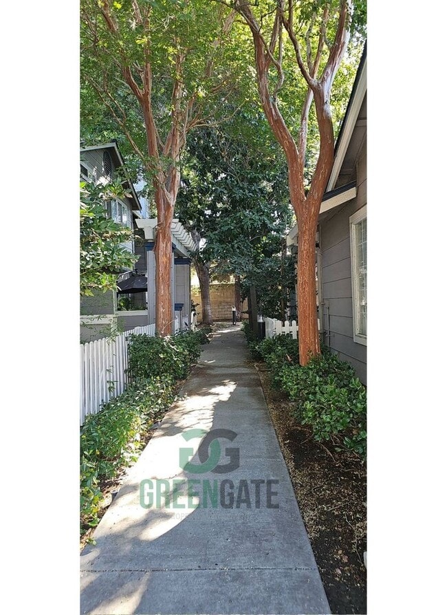 Photo - MOVE-IN SPECIAL $500 off first month!! Bea...