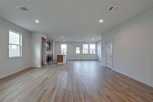 Photo - 3510 Contempo Dr