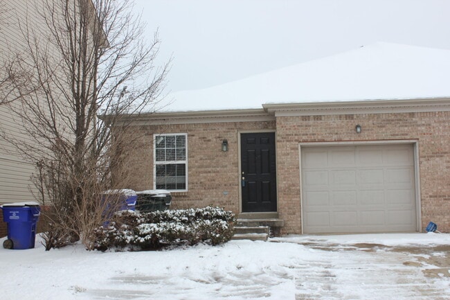 Building Photo - 3688 Laredo Dr
