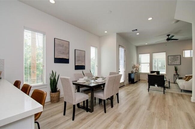 Photo - 2309 Eagle St