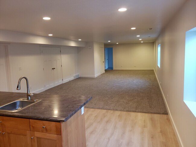 Photo - 1641 N 600 E