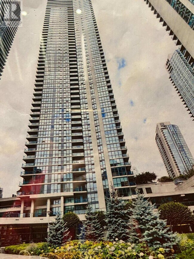 Photo - 16 Harbour St Unit 3606