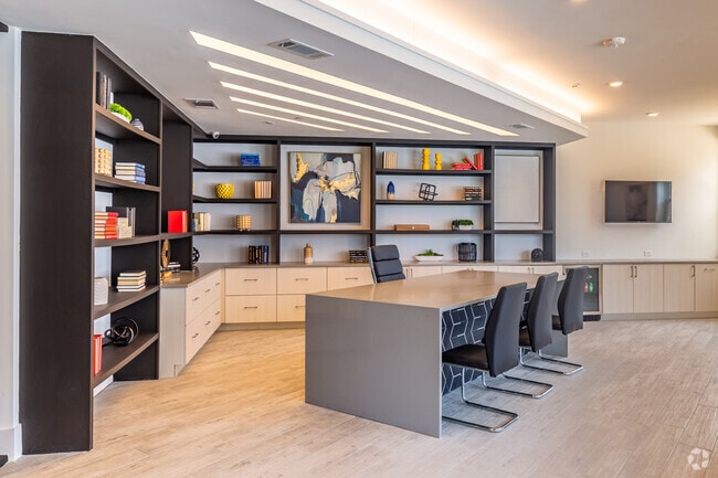Leasing Office
