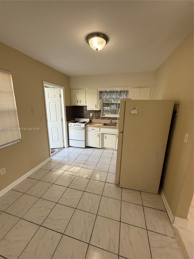 Photo - 48 NW 77th St Unidad 4