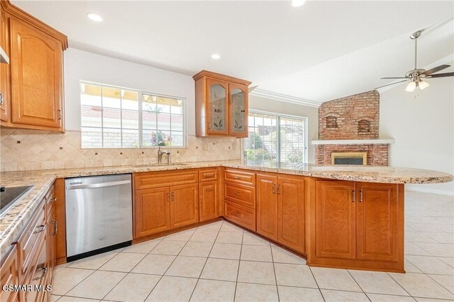 3520 Vicki Ct
