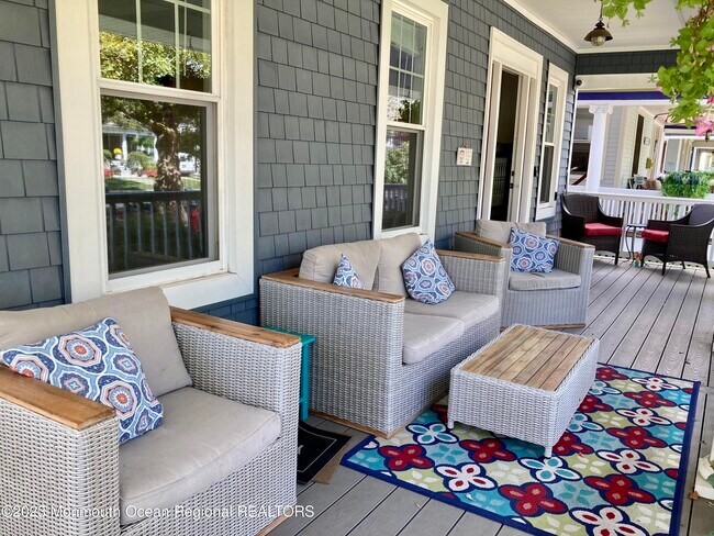 Photo - 600 Sixth Ave