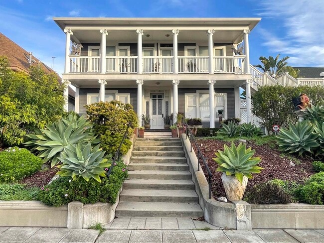 Building Photo - 216 Kentucky St