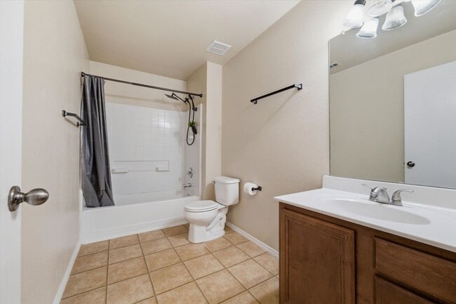 Photo - 5917 Stone Mountain Rd