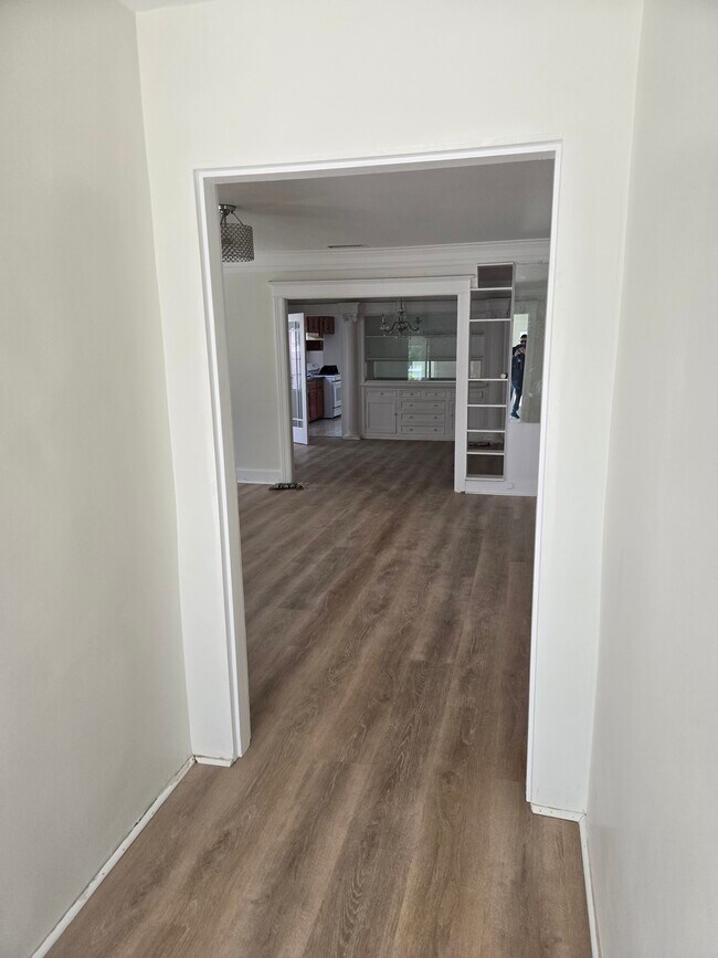 Living room - 6412 Fountain Ave Unit 6412