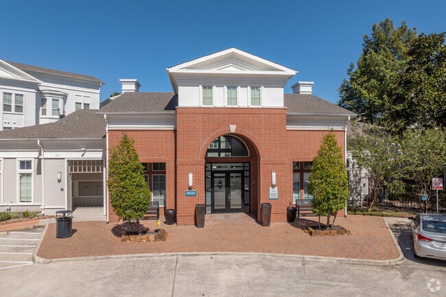 Leasing Office