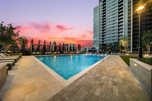 Photo - Hanover Midtown