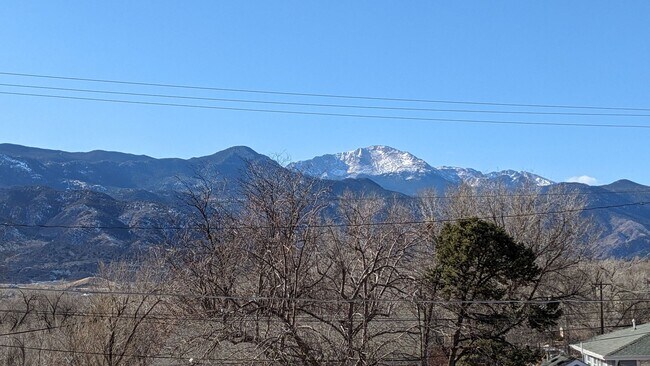 Building Photo - 1632 Manitou Blvd