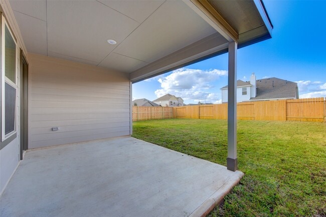 Photo - 3330 Meadknoll Ln