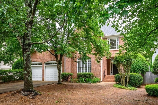 Photo - 1034 St James Crossing