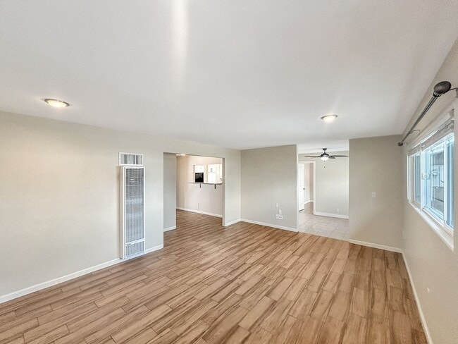 Photo - Beautiful 3B/2BA w/ Updated Kitchen and Pool in Clairemont!