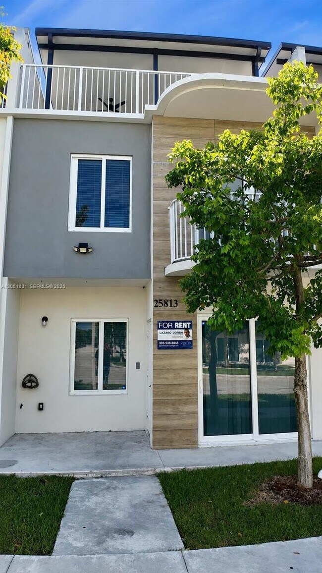 Photo - 25813 SW 144th Ave