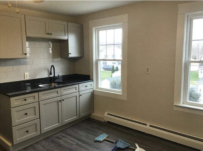 Photo - 5 Greystone Ave