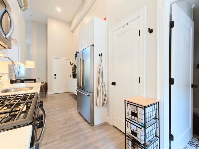 Photo - 24 Arcadia St Condo Unit 2