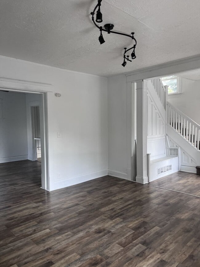 Photo - Classic Colonial Charm with Modern Comforts –  3 Bedroom Home!