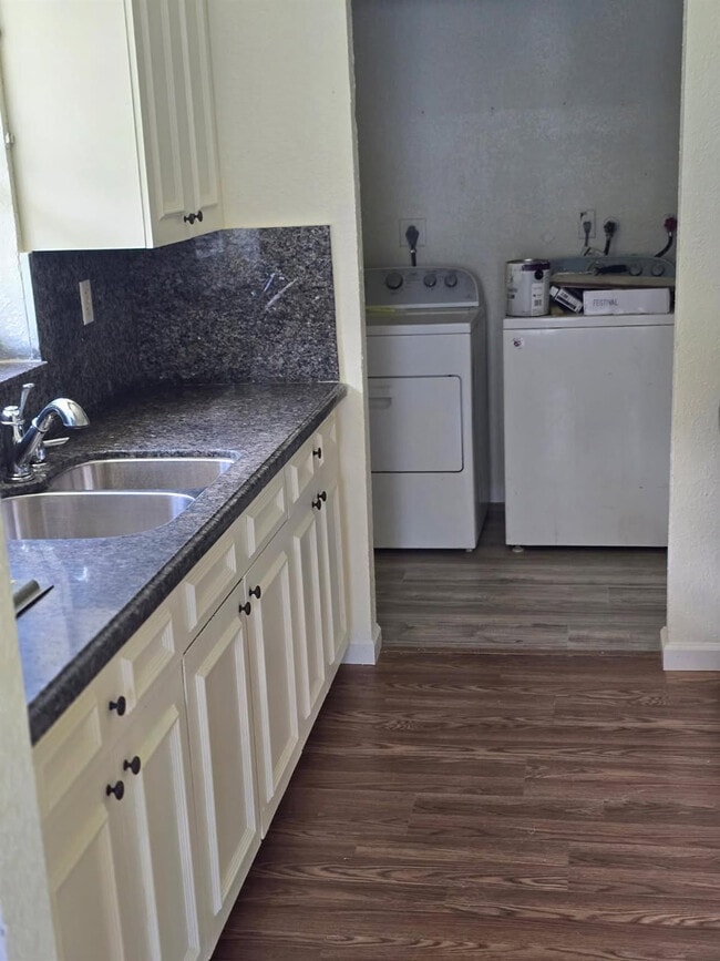 Photo - 2710 NW 9th St