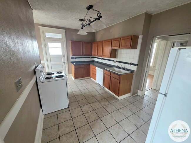 Photo - 200 S Spanish St Unit 200-2