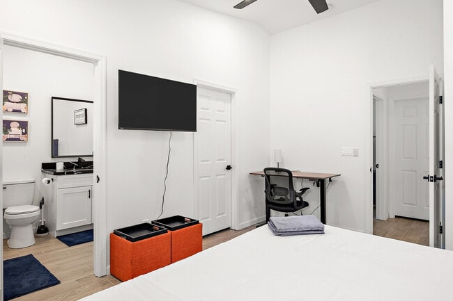 Photo - 5148 N 22nd Ave Unidad SI ID1244330P