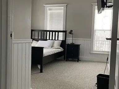 Photo - 309 W Charles St