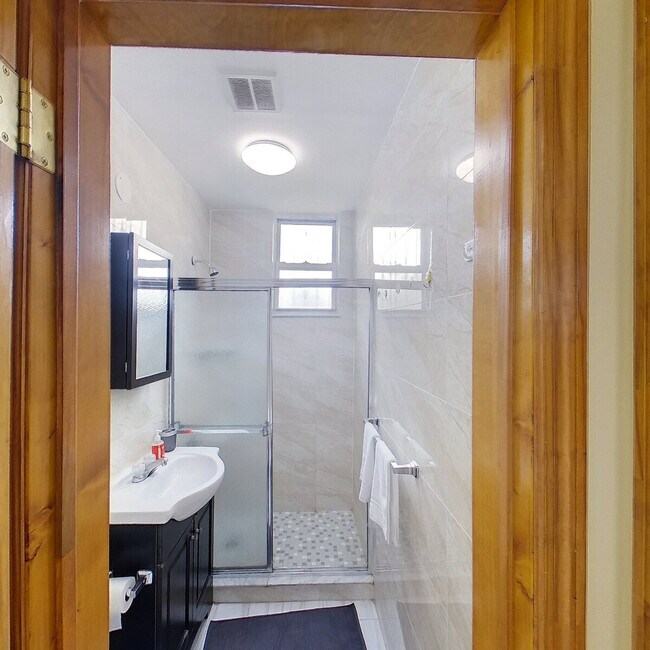 Photo - 1156 42nd St Unit ID1296532P