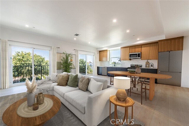 Photo - 1559 S Ogden Dr