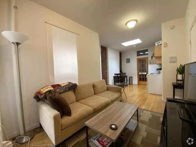 Building Photo - Bright and Gorgeous Convertible 2 Bedroom ... Unit 12 Rental