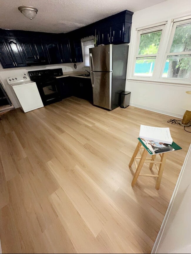 Photo - 150 Judd Ave