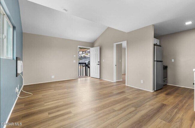 1165 McKnight Rd Unit B