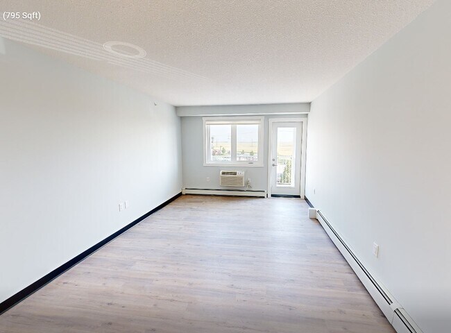 Photo - Eastgate Apartments