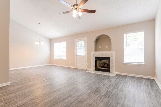 Photo - 3205 Forest Creek Ct