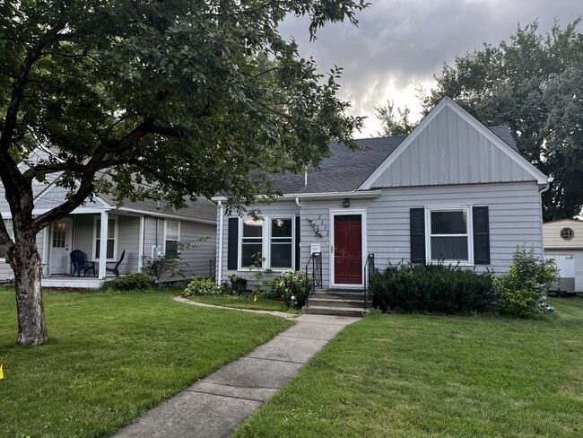 Great Curb Appeal! - 2632 Toledo Ave S House